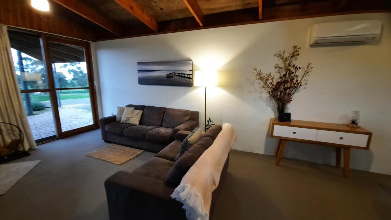 Bed and Breakfast Rockbank Retreat Ryanston Екстер'єр фото